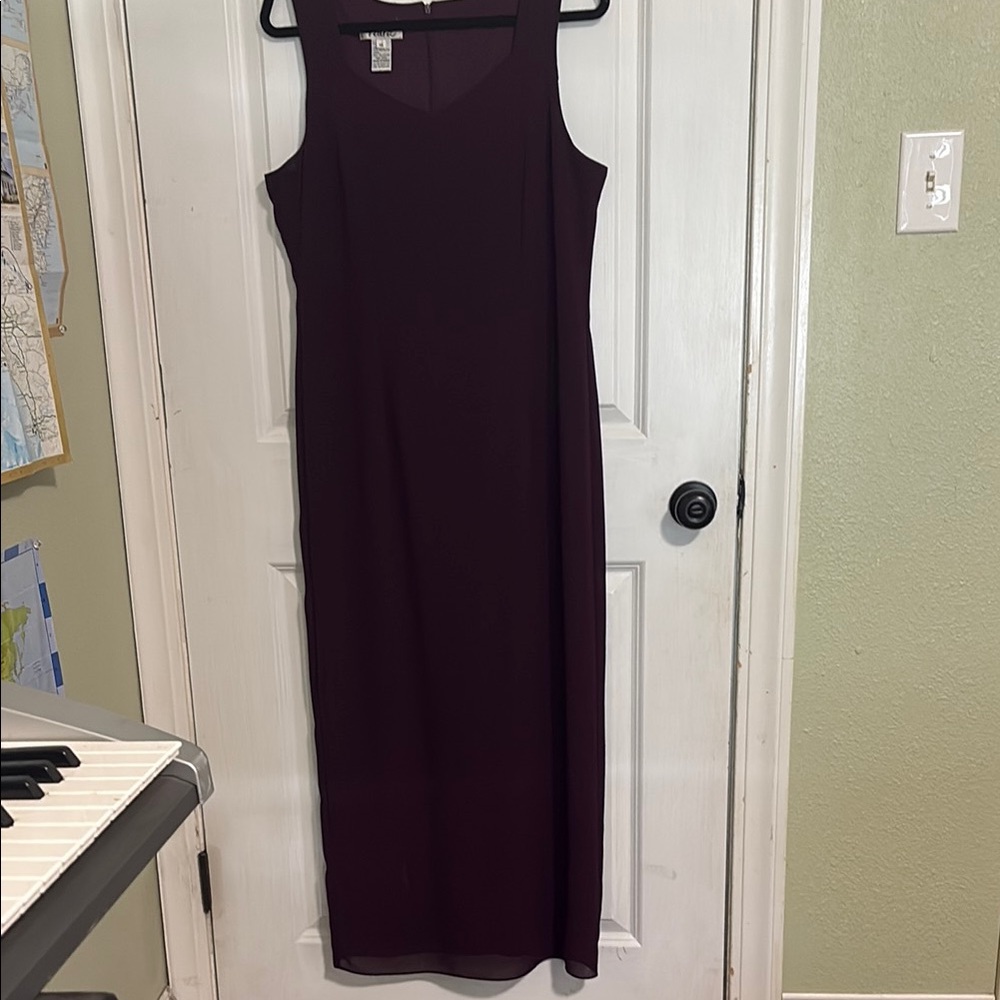 Patra dark plum Sleeveless Sheath Dress